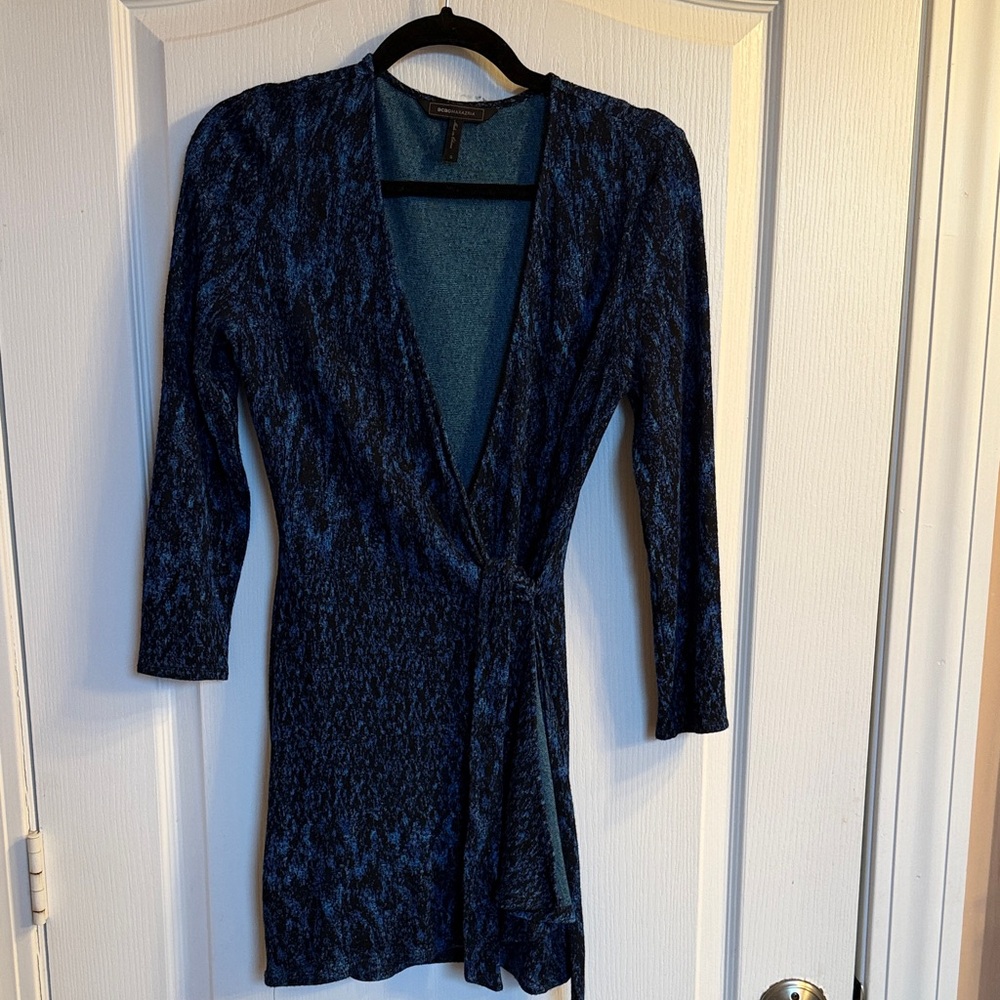 BCBGMaxAzria Blue Knit Top with Black Trim